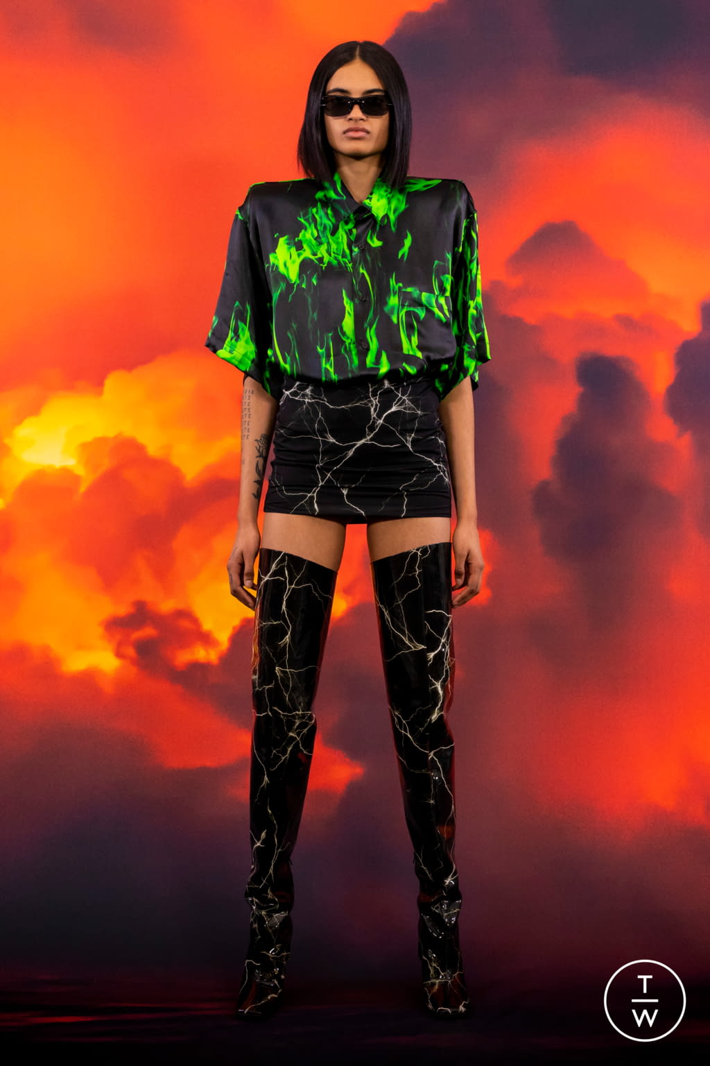 Fashion Week Paris Fall/Winter 2021 look 13 from the VETEMENTS collection menswear