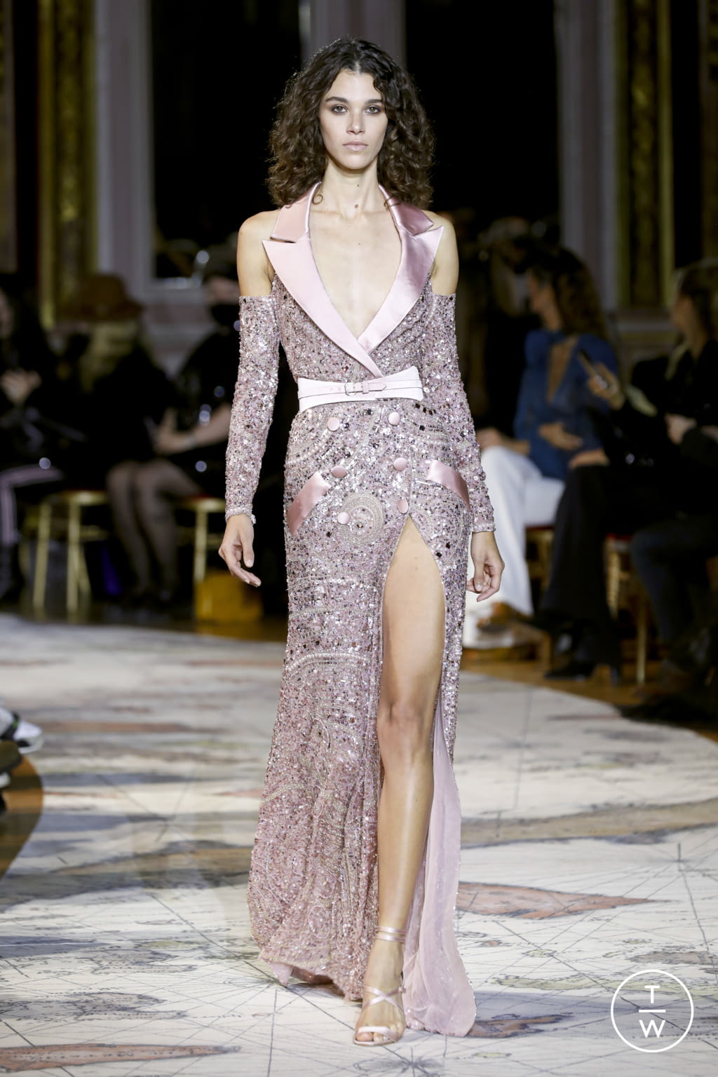 Fashion Week Paris Spring/Summer 2022 look 13 from the Zuhair Murad collection 高级定制