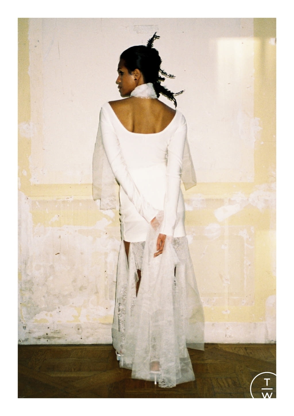 Fashion Week Paris Fall/Winter 2022 look 13 from the ARTURO OBEGERO collection menswear