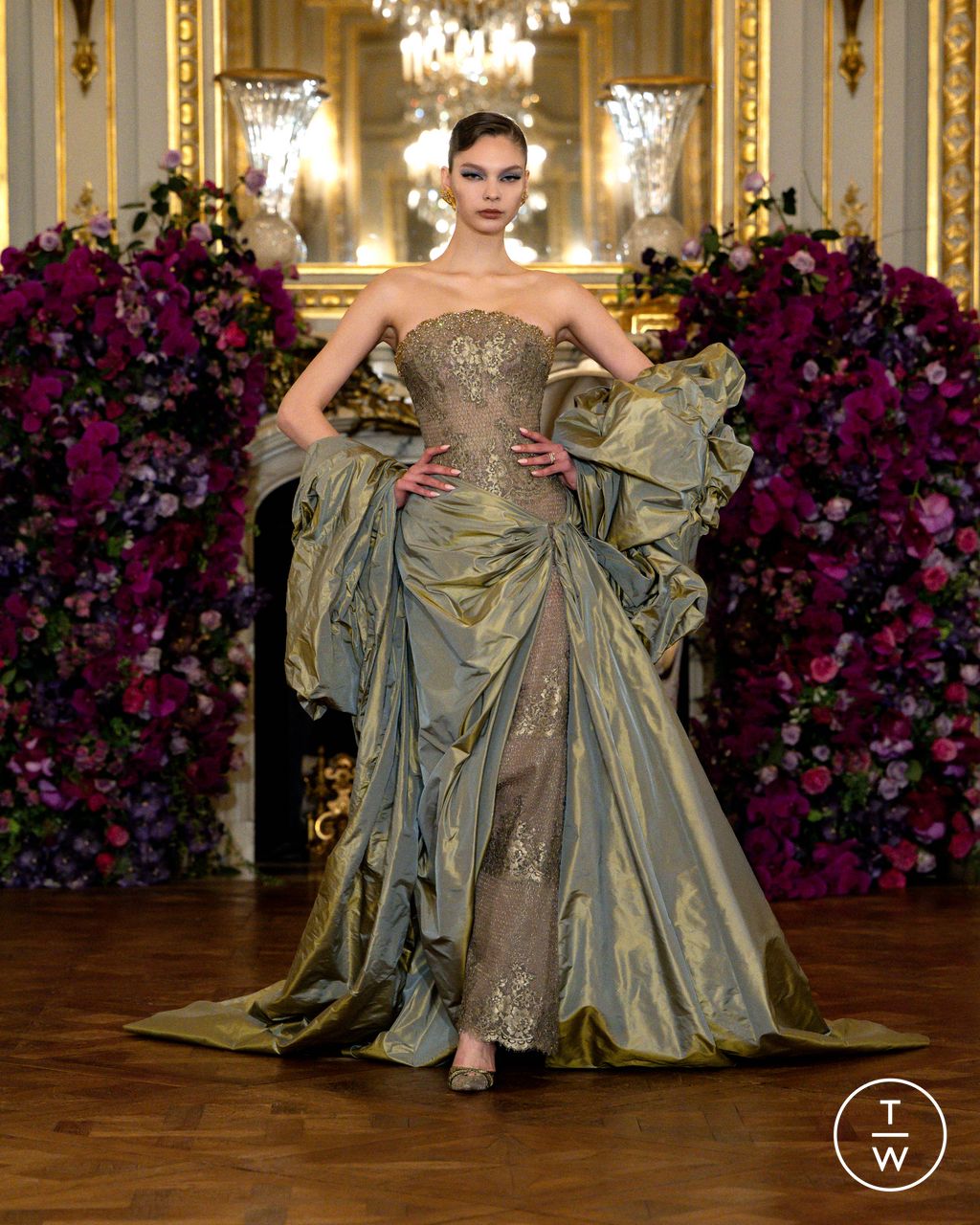 Fashion Week Paris Spring/Summer 2026 look 14 from the Miss Sohee collection couture
