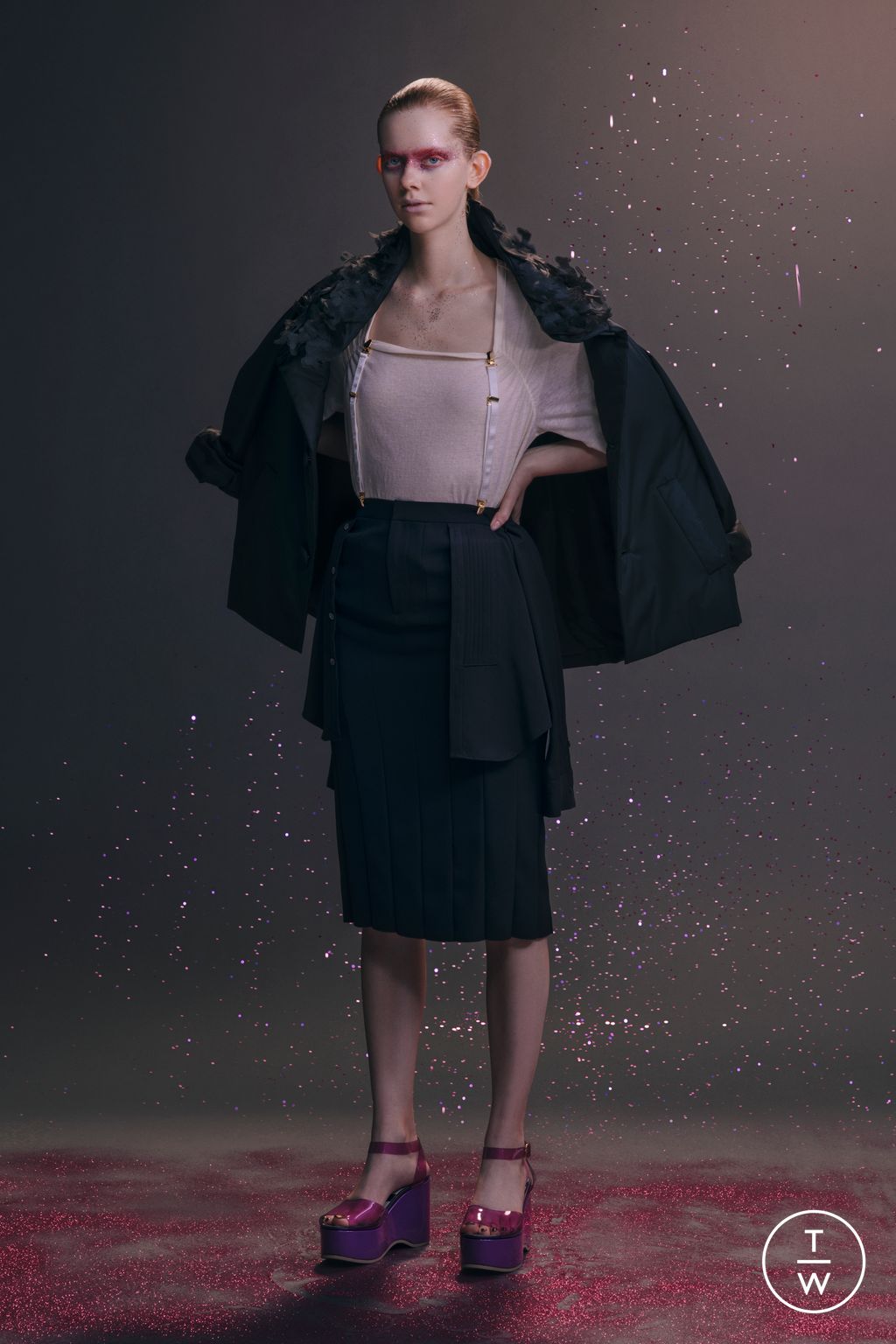 Fashion Week Paris Resort 2023 look 21 from the Undercover collection 女装