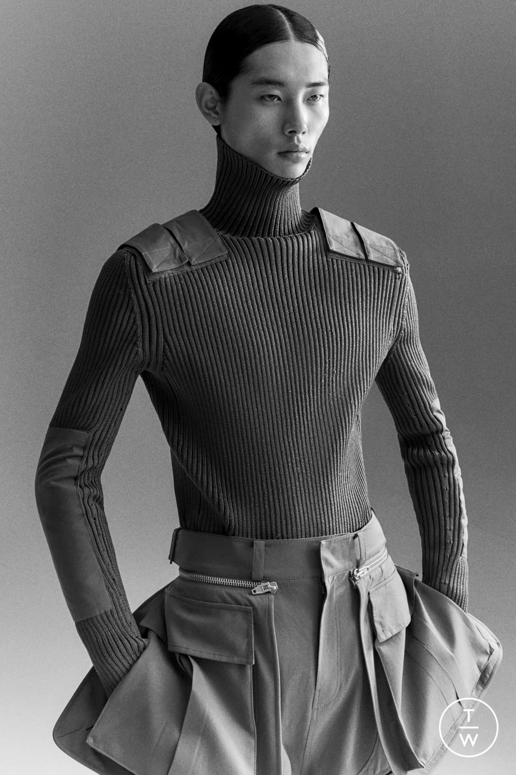 Fashion Week Paris Fall/Winter 2021 look 15 de la collection Juun.J menswear