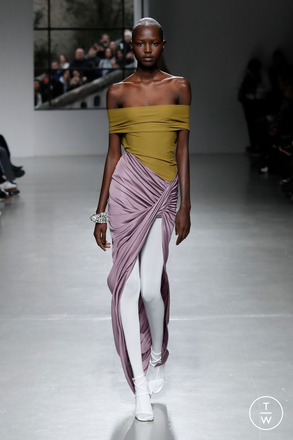 Fashion Week Paris Fall/Winter 2023 look 15 de la collection Atlein womenswear