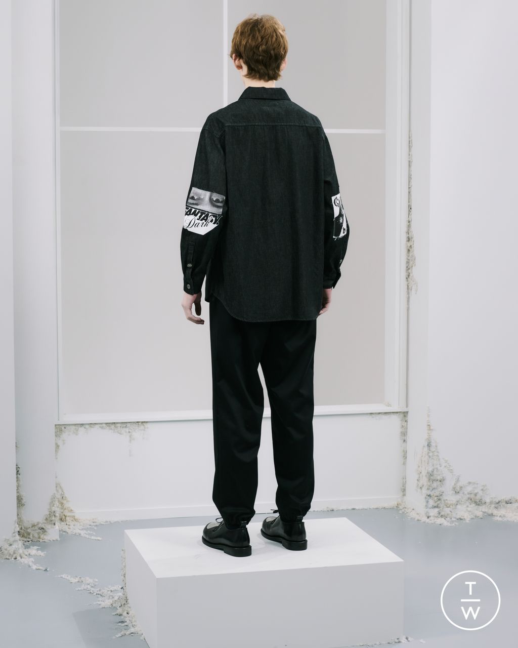 Fashion Week Paris Pre-Fall 2026 look 16 from the Undercover collection menswear