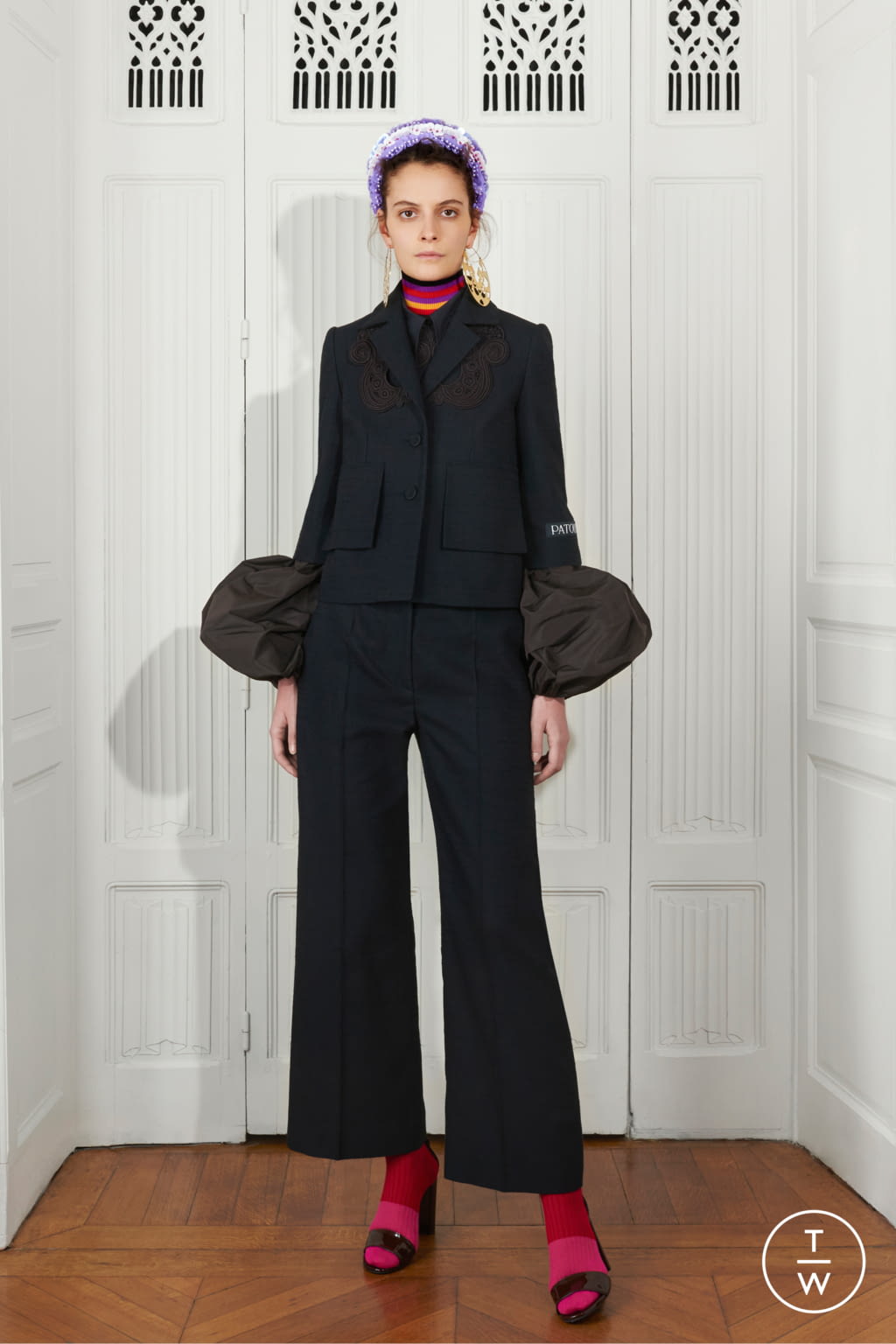 Fashion Week Paris Fall/Winter 2021 look 16 from the Patou collection 女装
