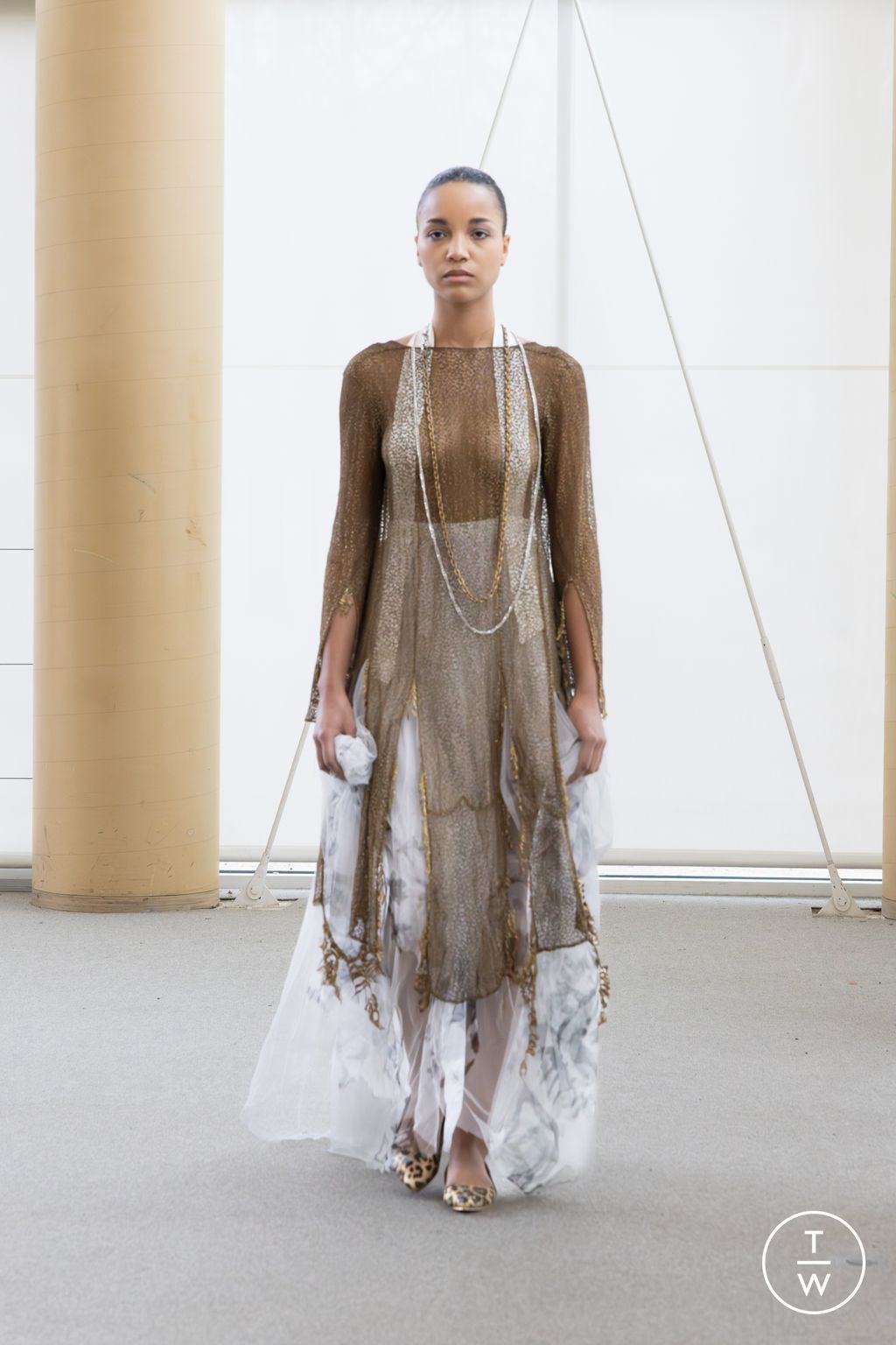 Fashion Week Paris Spring/Summer 2026 look 16 de la collection Aelis couture