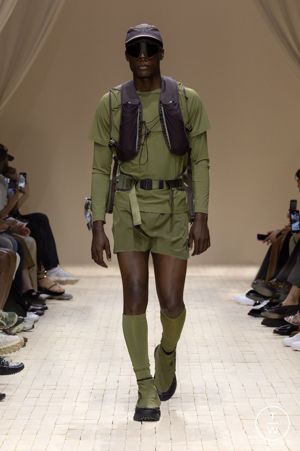 Fashion Week Milan Spring/Summer 2026 look 17 de la collection Emporio Armani menswear