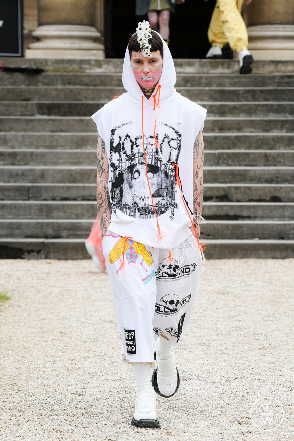 Fashion Week Paris Spring/Summer 2025 look 17 from the KIDILL collection menswear
