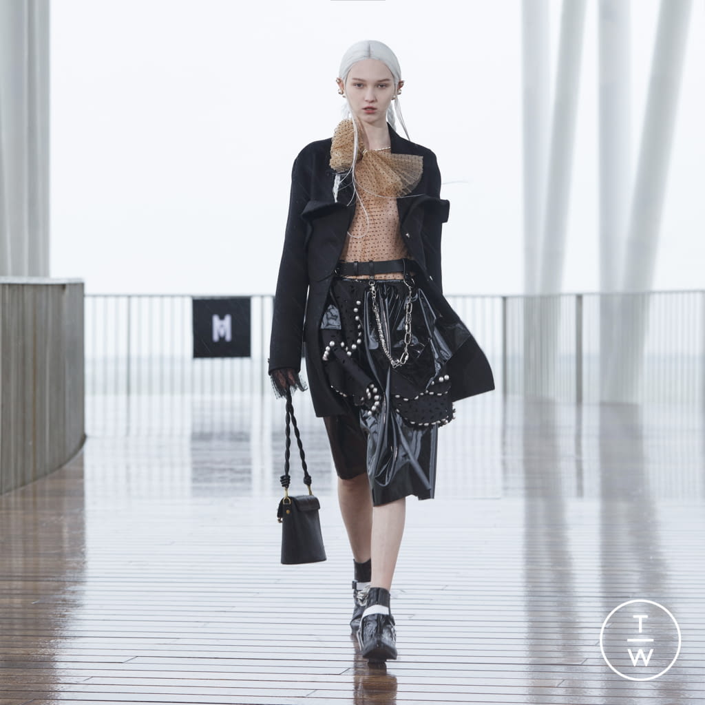 Fashion Week Paris Fall/Winter 2021 look 19 de la collection Masha Ma womenswear
