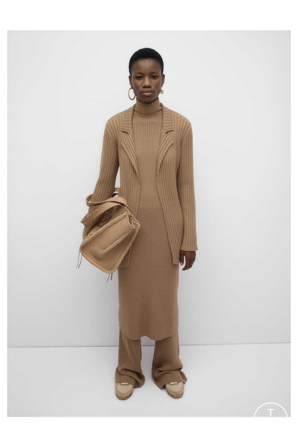 Fashion Week Paris Pre-Fall 2022 look 17 from the Chloé collection 女装