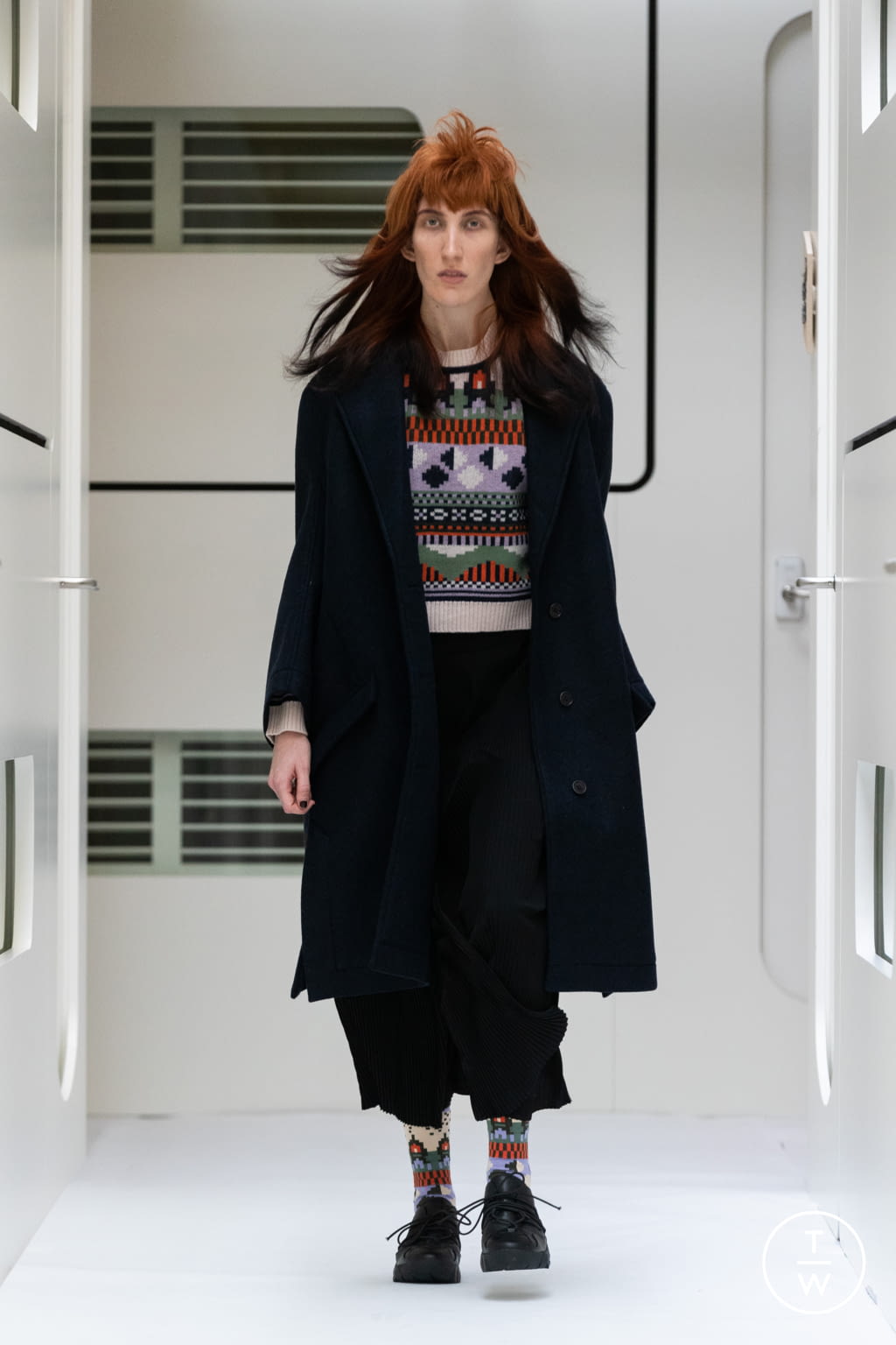 Fashion Week Paris Fall/Winter 2022 look 17 from the Henrik Vibskov collection menswear