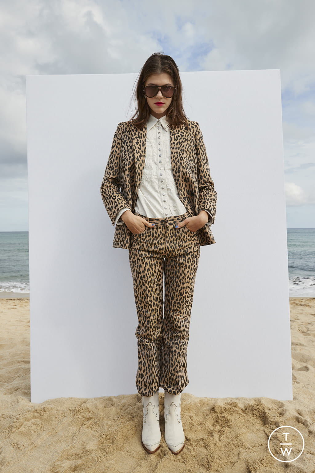 Fashion Week Paris Spring/Summer 2022 look 17 from the Zadig&Voltaire collection womenswear