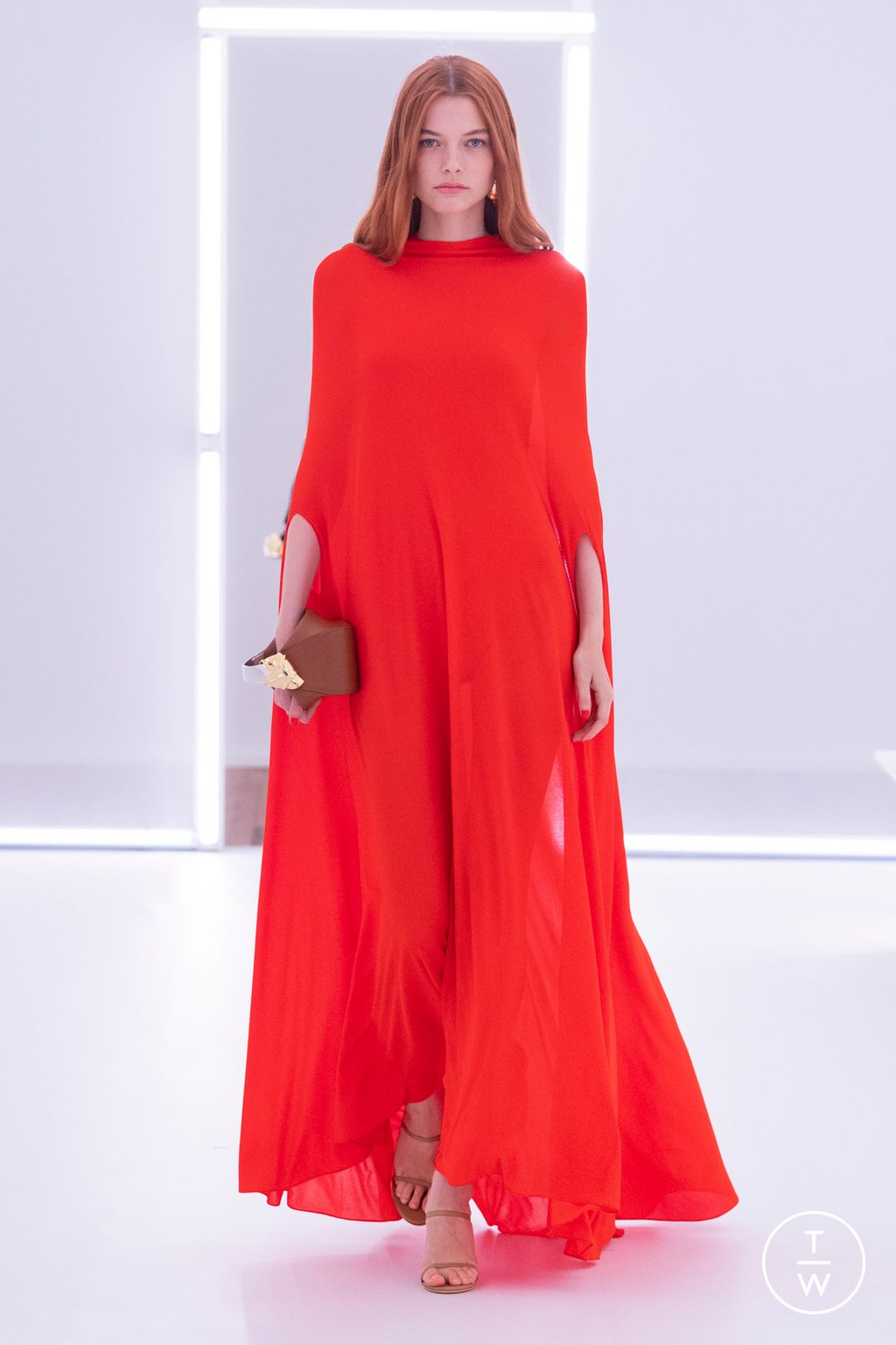 Fashion Week New York Spring/Summer 2024 look 17 from the Brandon Maxwell collection womenswear
