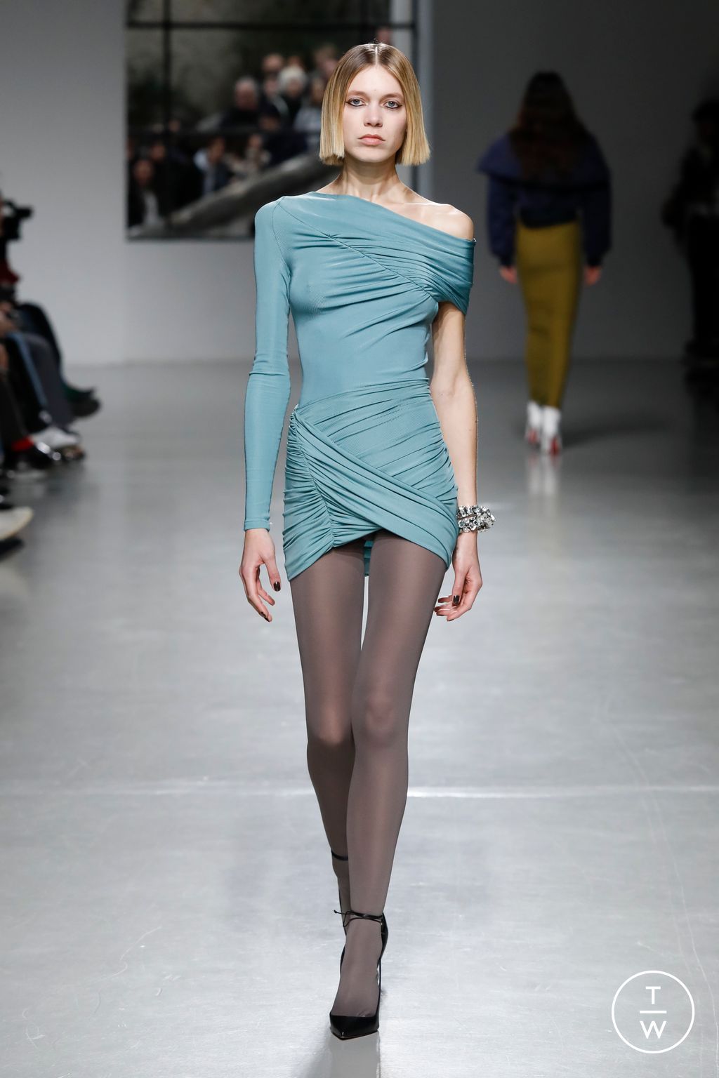 Fashion Week Paris Fall/Winter 2023 look 17 from the Atlein collection womenswear