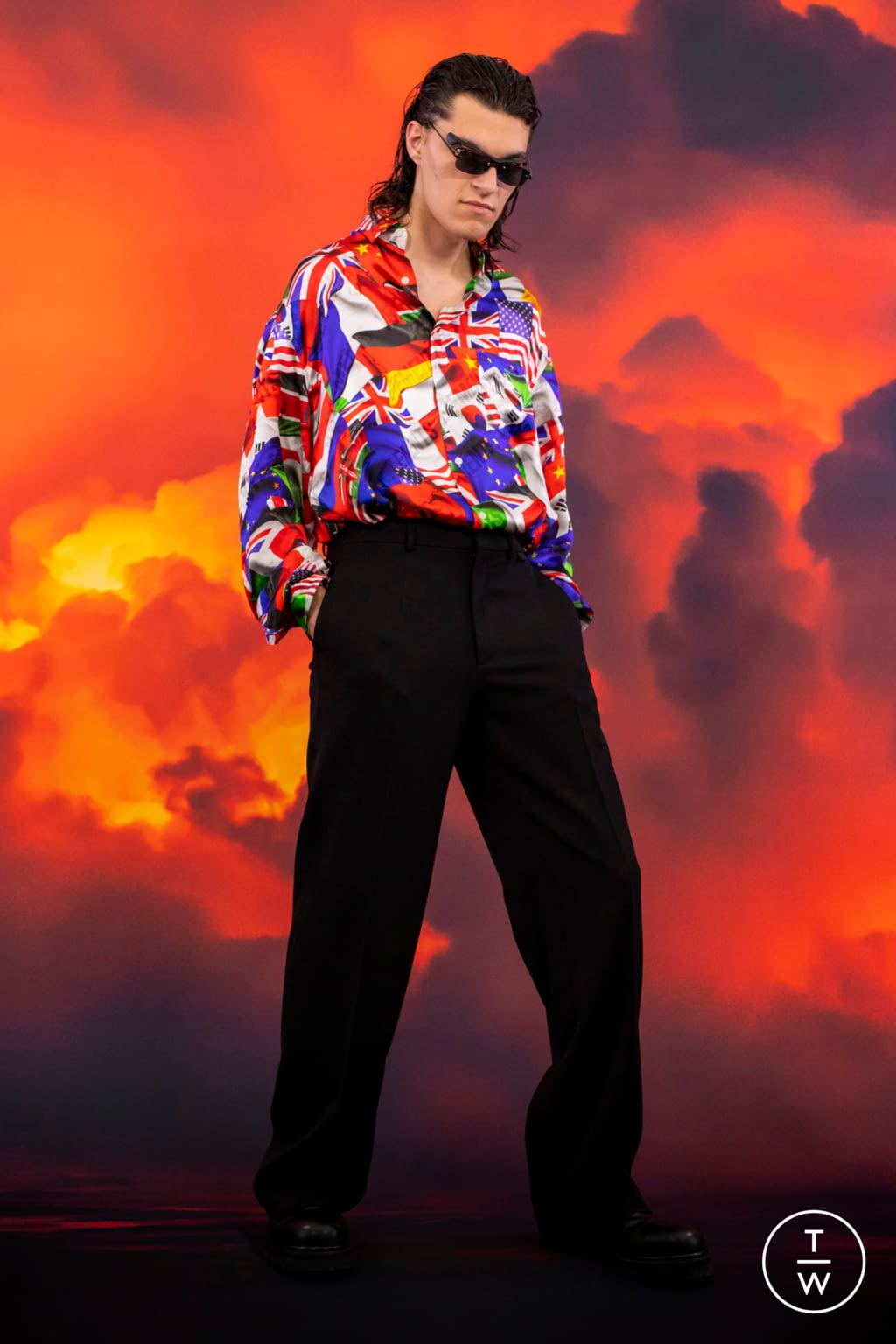 Fashion Week Paris Fall/Winter 2021 look 18 from the VETEMENTS collection menswear