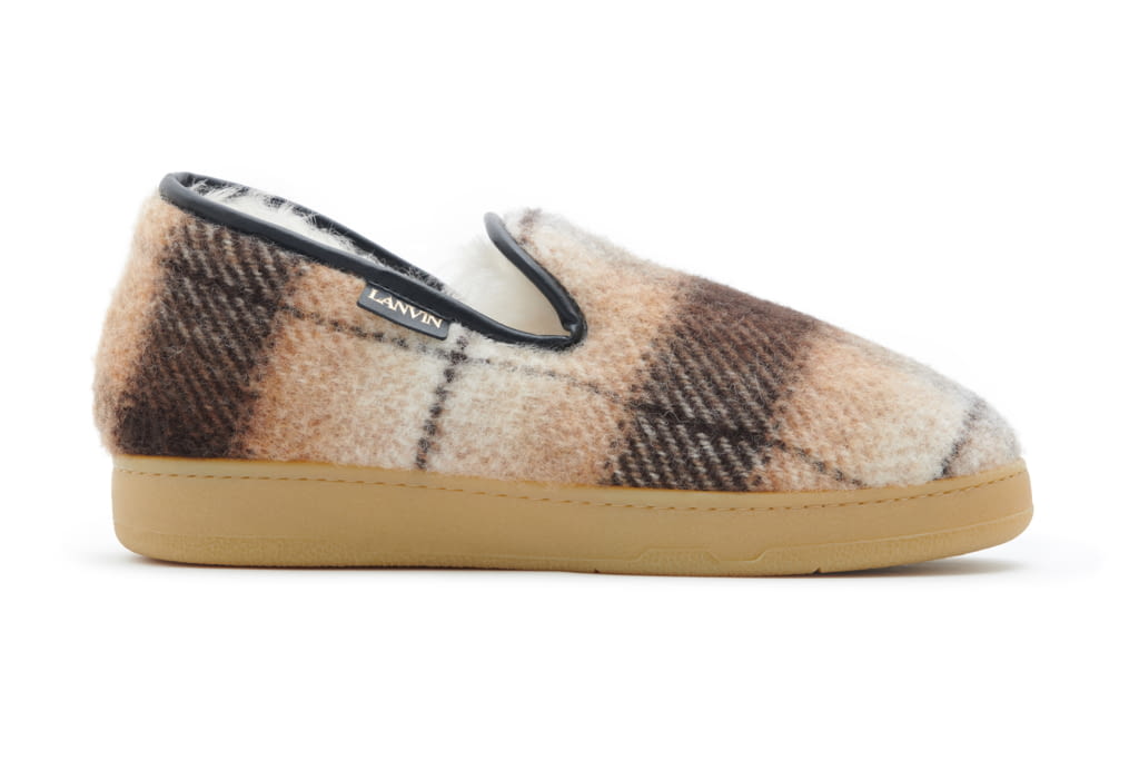 Fashion Week Paris Fall/Winter 2021 look 18 from the Lanvin collection 女装配饰