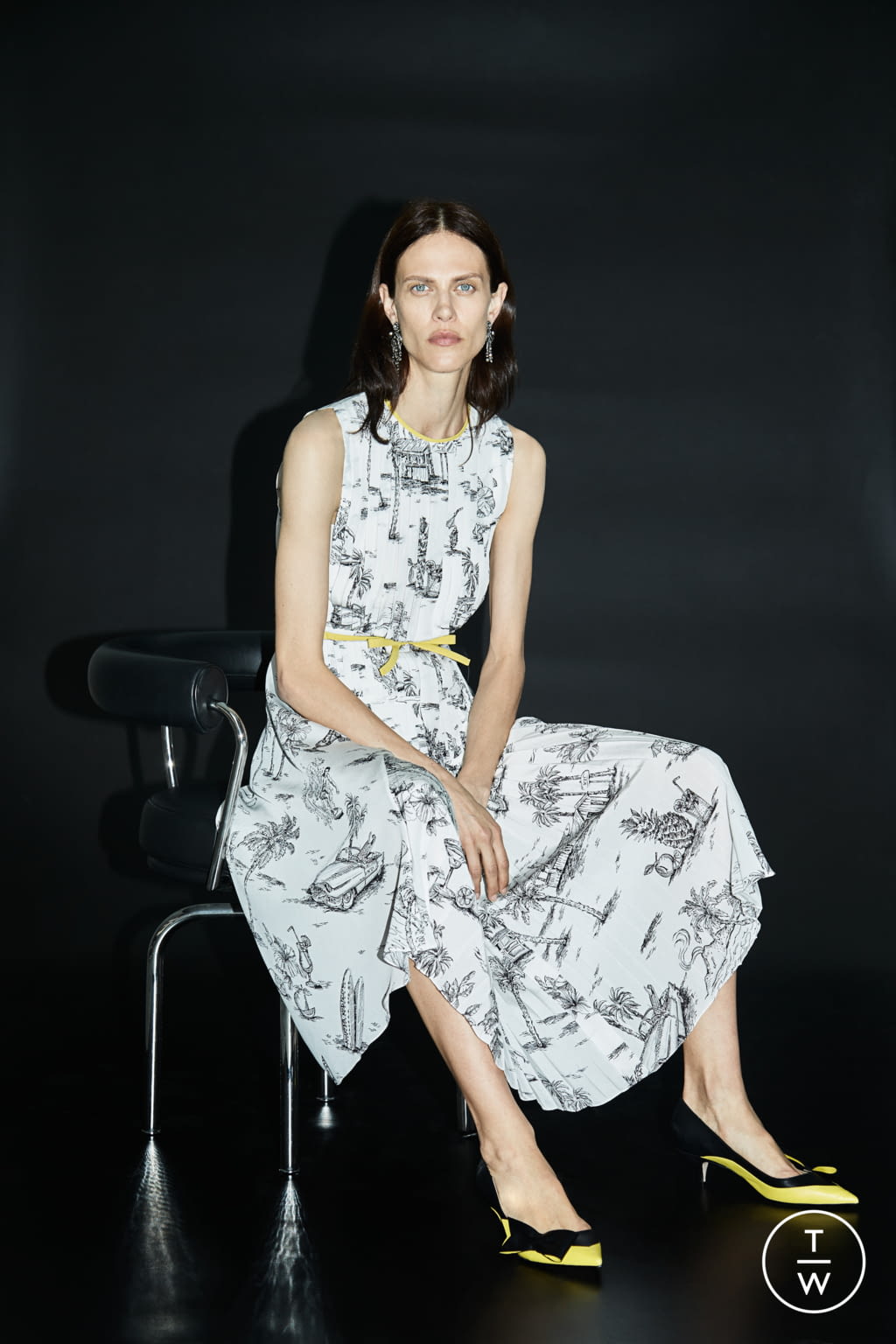 Fashion Week Milan Resort 2019 look 18 from the N°21 collection womenswear
