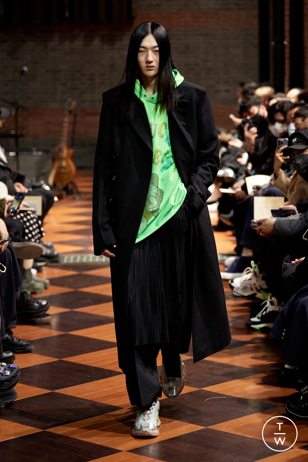 Fashion Week Paris Fall/Winter 2022 look 19 from the Sankuanz collection menswear