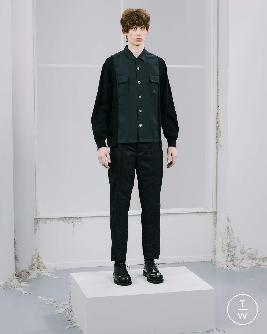 Fashion Week Paris Pre-Fall 2026 look 19 from the Undercover collection menswear