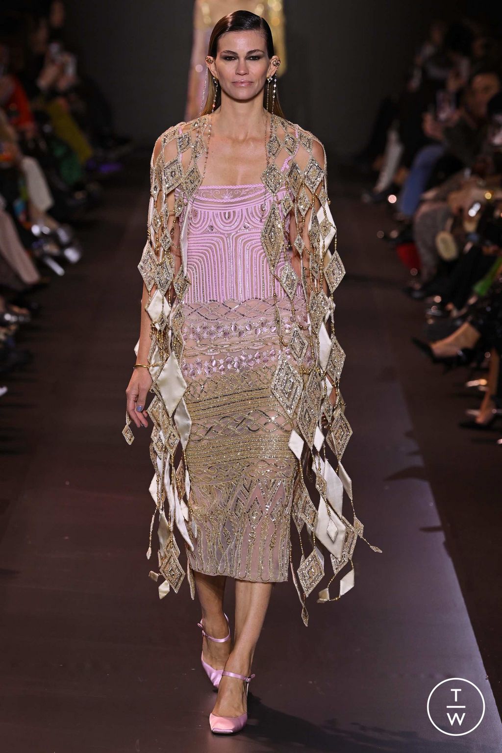 Fashion Week Paris Spring/Summer 2023 look 53 de la collection Georges Hobeika couture