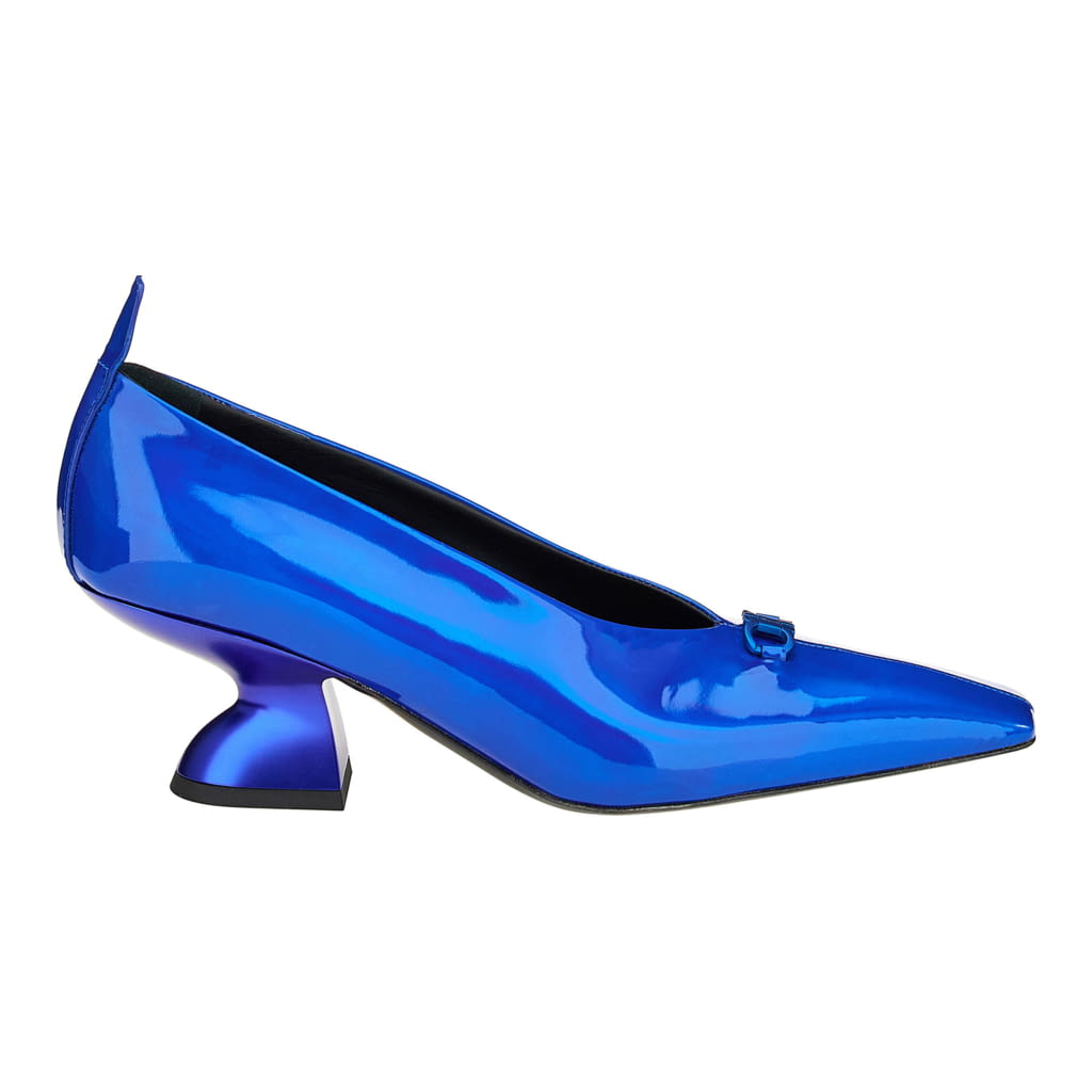 Fashion Week Milan Fall/Winter 2021 look 3 from the Ferragamo collection 女装配饰