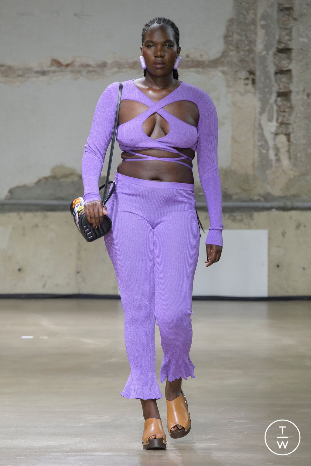 Fashion Week Paris Spring/Summer 2023 look 22 from the Ester Manas collection 女装