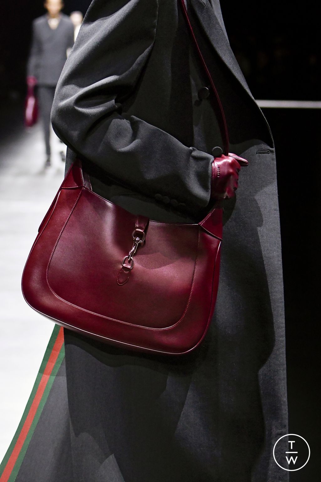 Fashion Week Milan Fall/Winter 2024 look 1 from the Gucci collection menswear accessories