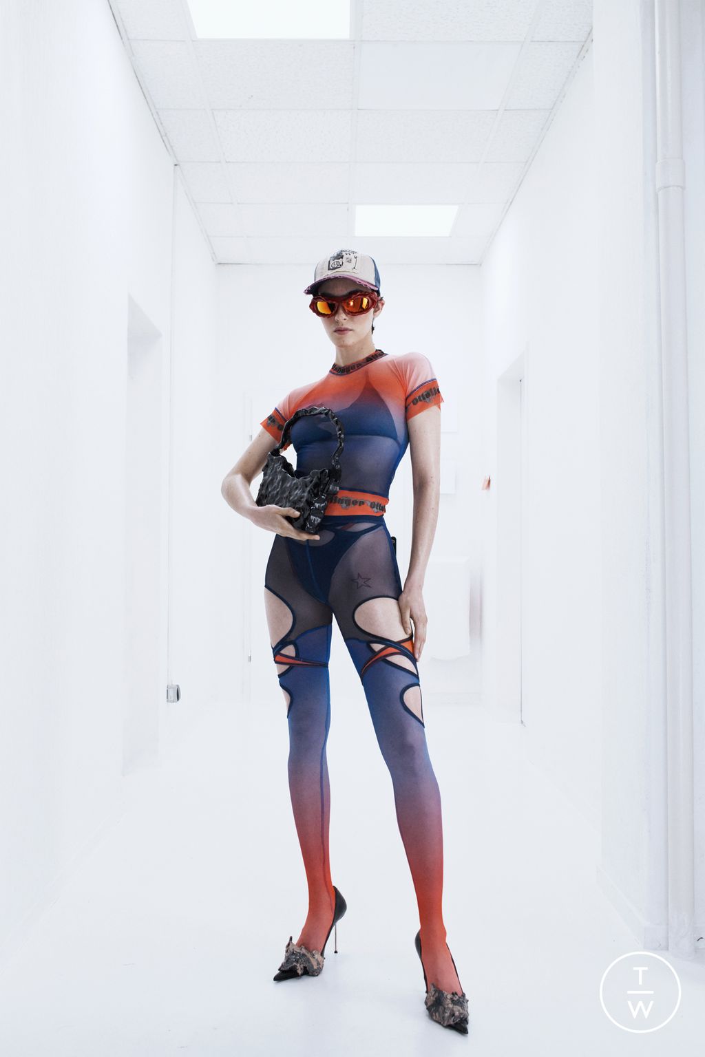 Fashion Week Paris Resort 2023 look 1 from the Ottolinger collection womenswear