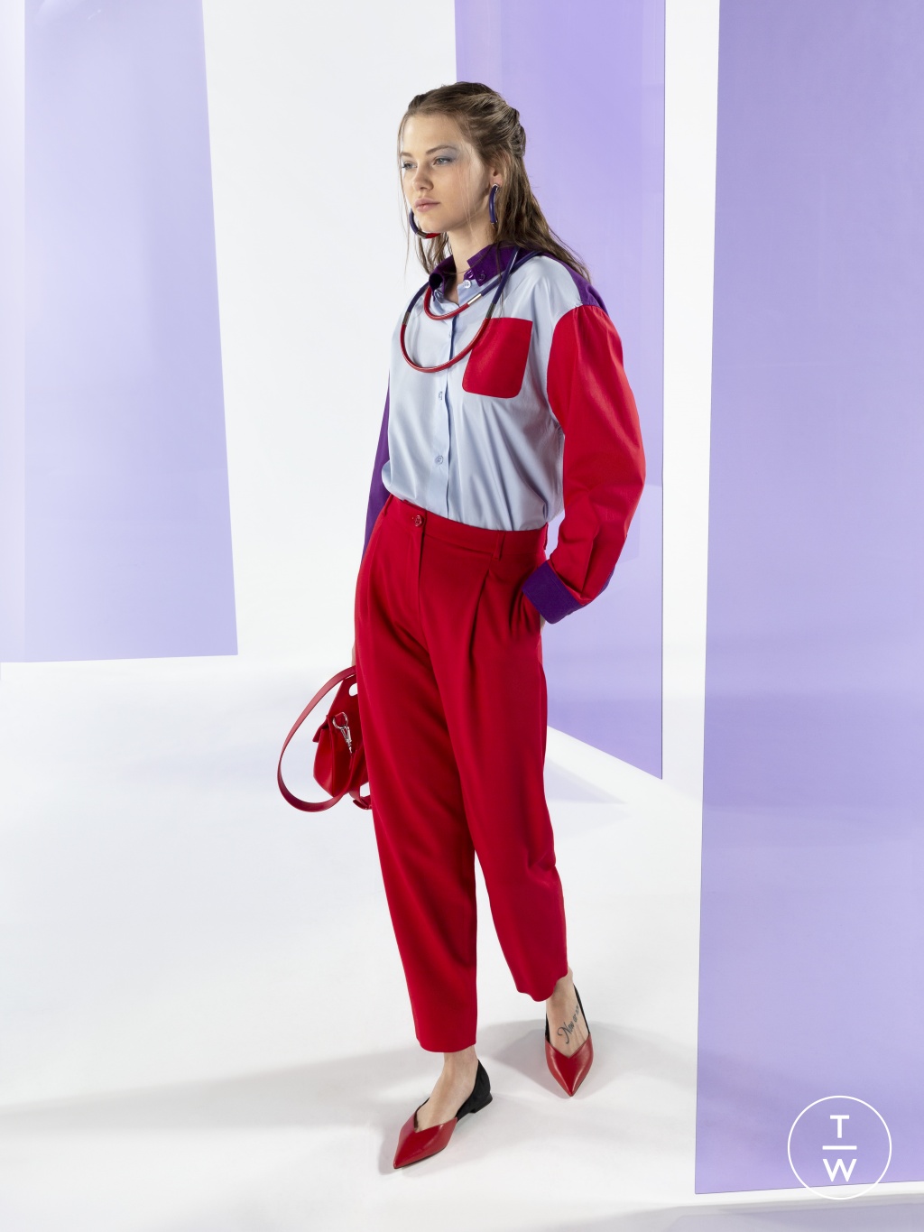 Fashion Week Milan Resort 2020 look 2 from the Emporio Armani collection 女装