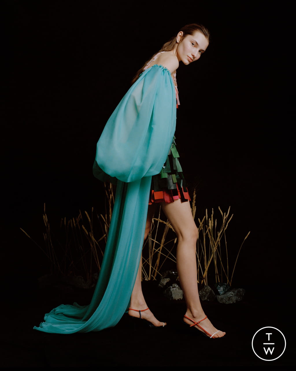 Fashion Week Paris Spring/Summer 2021 look 2 de la collection Yanina Couture couture