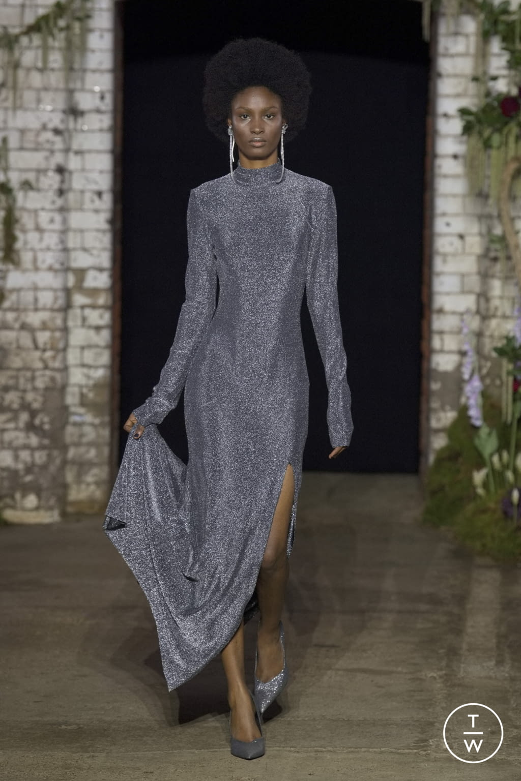 Fashion Week London Fall/Winter 2022 look 2 de la collection MITHRIDATE womenswear