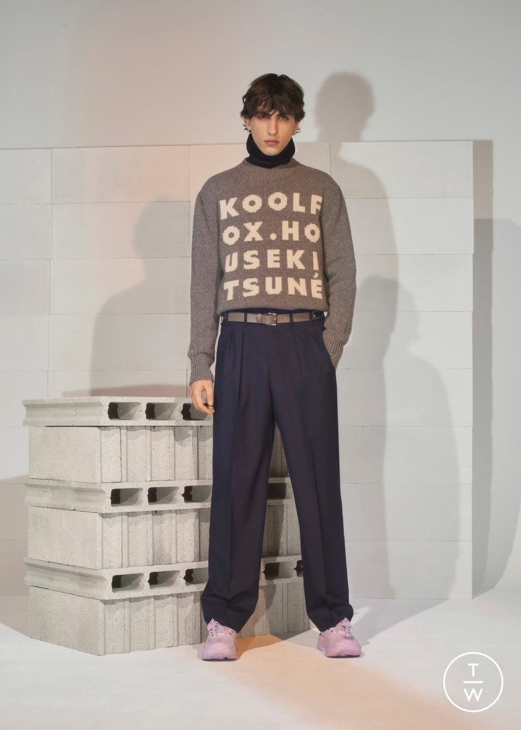 Fashion Week Paris Fall/Winter 2019 look 2 de la collection Maison Kitsuné menswear