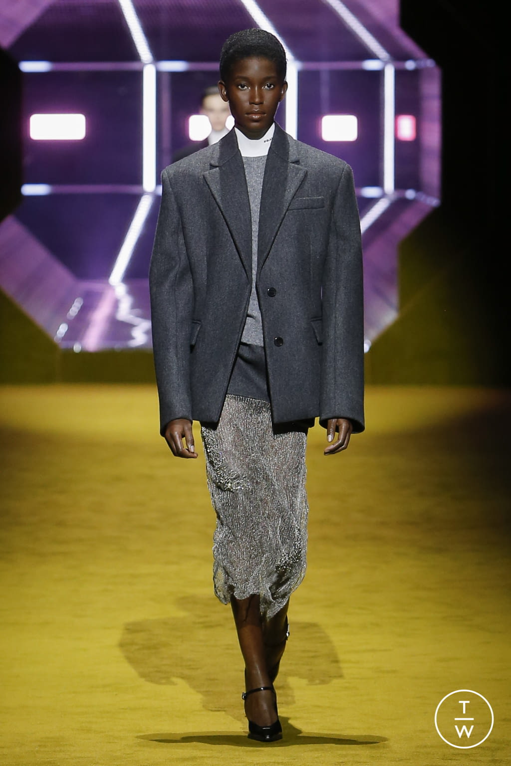 Fashion Week Milan Fall/Winter 2022 look 2 from the Prada collection womenswear