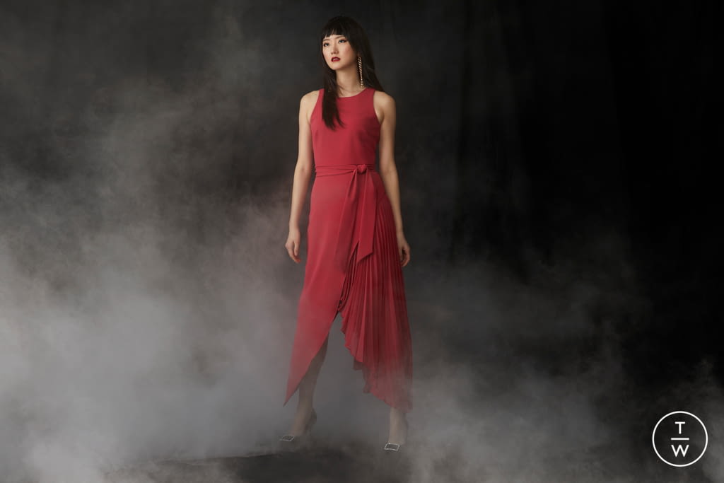Fashion Week New York Pre-Fall 2021 look 2 de la collection Badgley Mischka womenswear