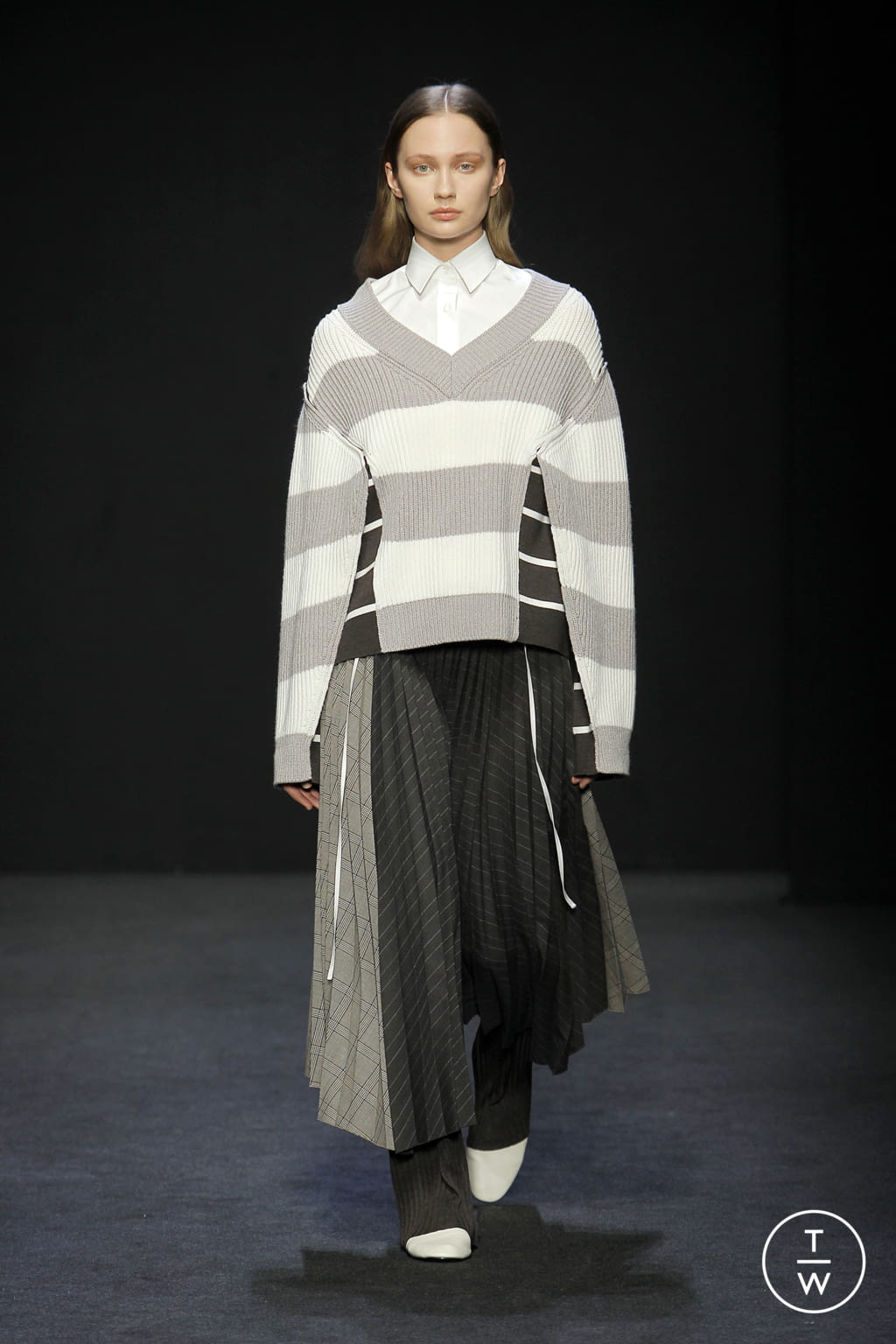 Fashion Week Milan Fall/Winter 2020 look 2 de la collection MRZ womenswear