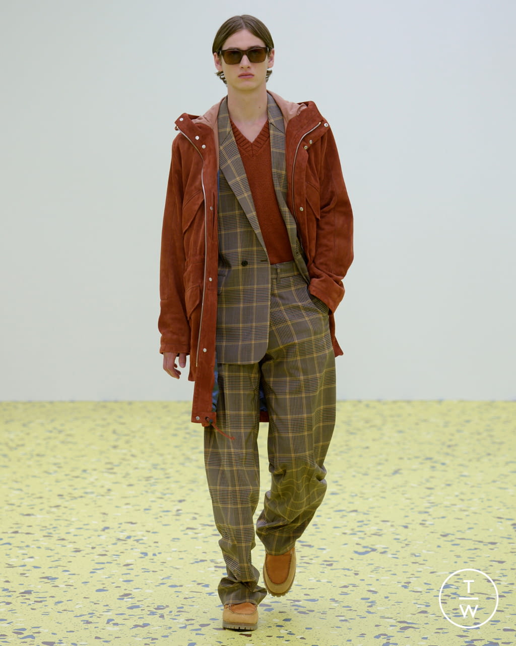 Fashion Week Paris Spring/Summer 2022 look 20 from the Paul Smith collection menswear
