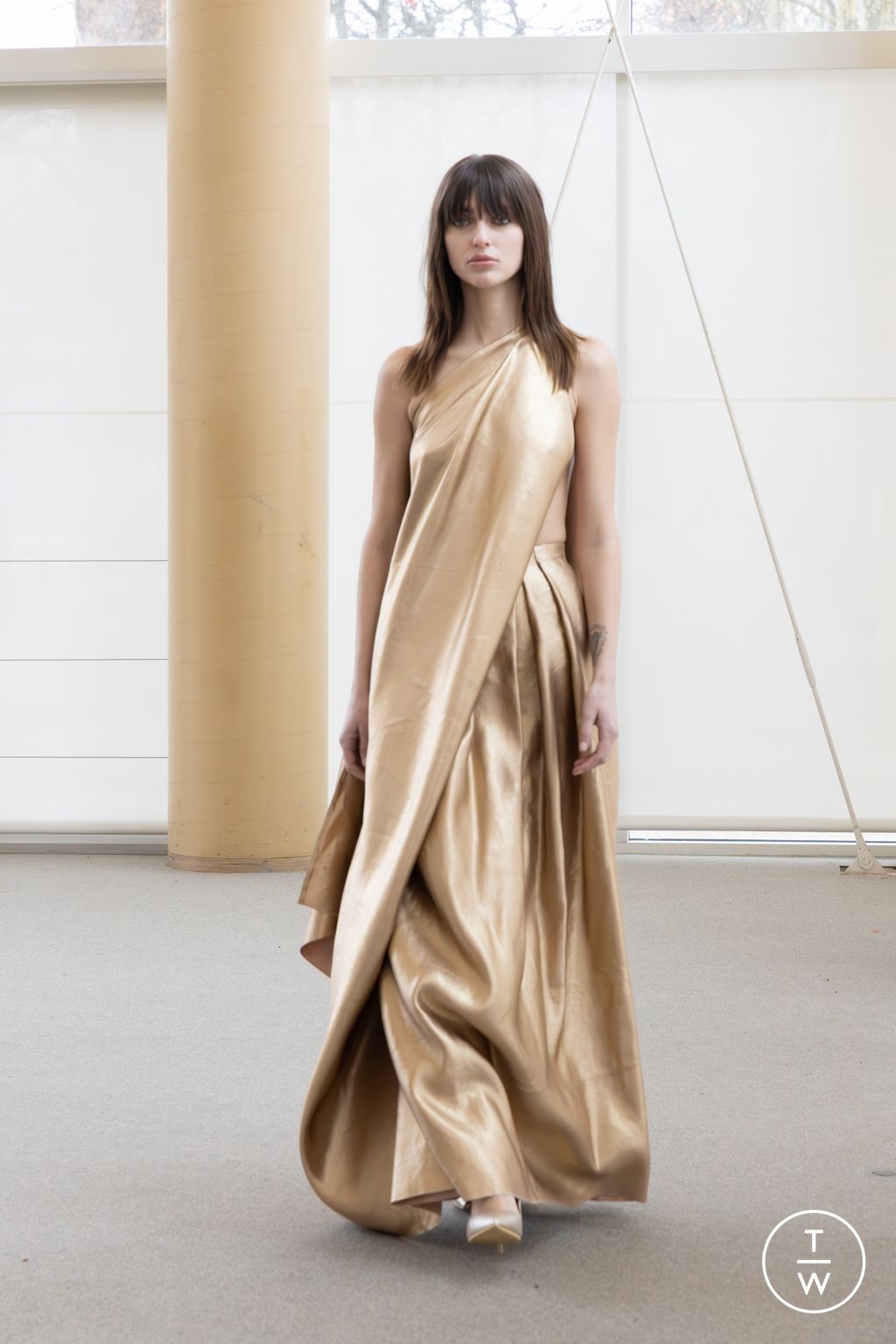 Fashion Week Paris Spring/Summer 2026 look 20 from the Aelis collection couture