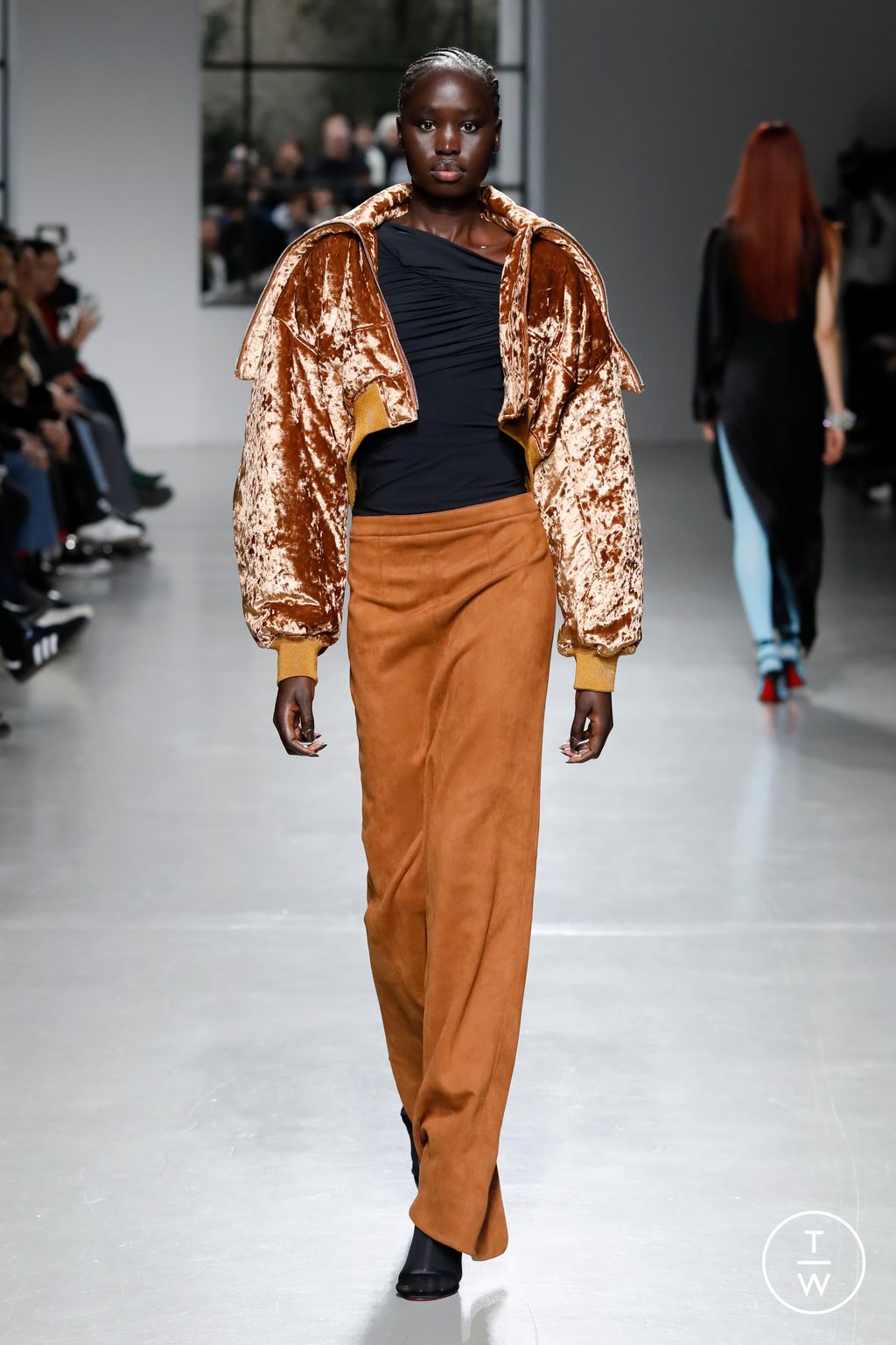 Fashion Week Paris Fall/Winter 2023 look 20 de la collection Atlein womenswear