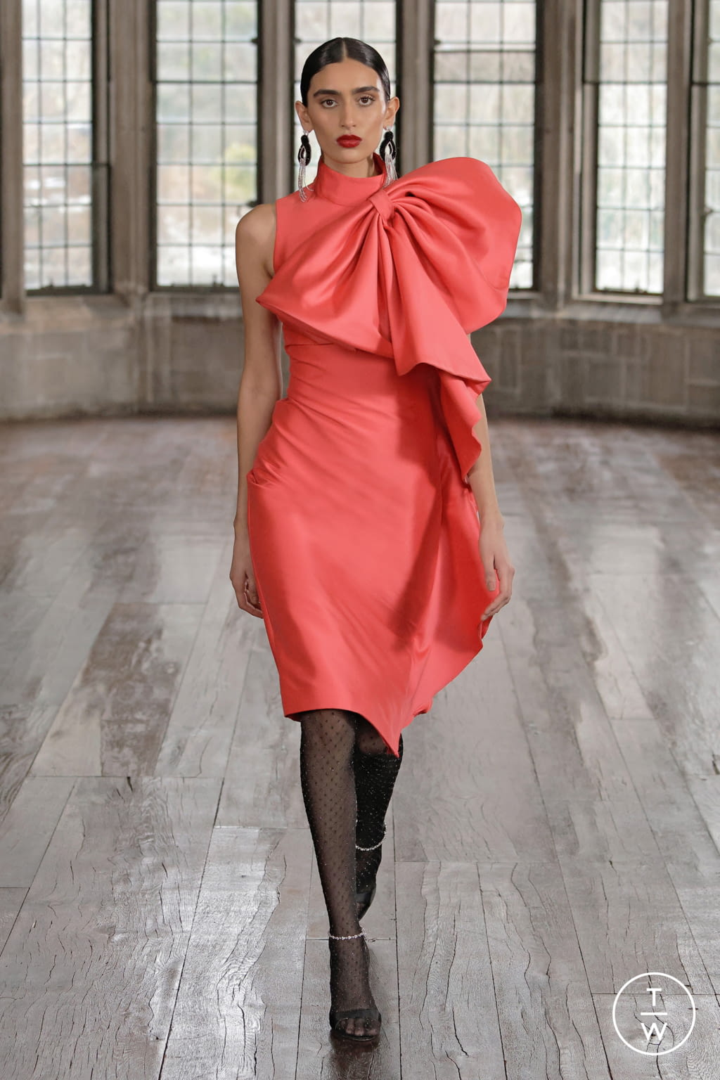 Fashion Week New York Fall/Winter 2022 look 21 de la collection Badgley Mischka womenswear