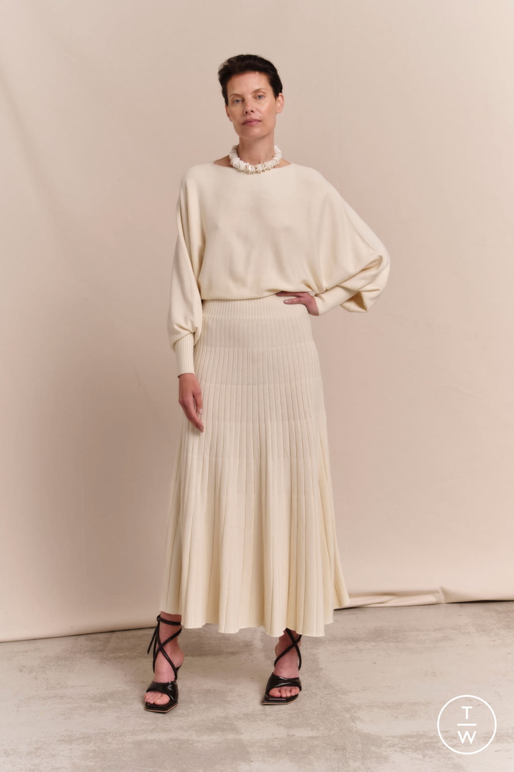Fashion Week London Spring/Summer 2022 look 21 from the Palmer Harding collection womenswear
