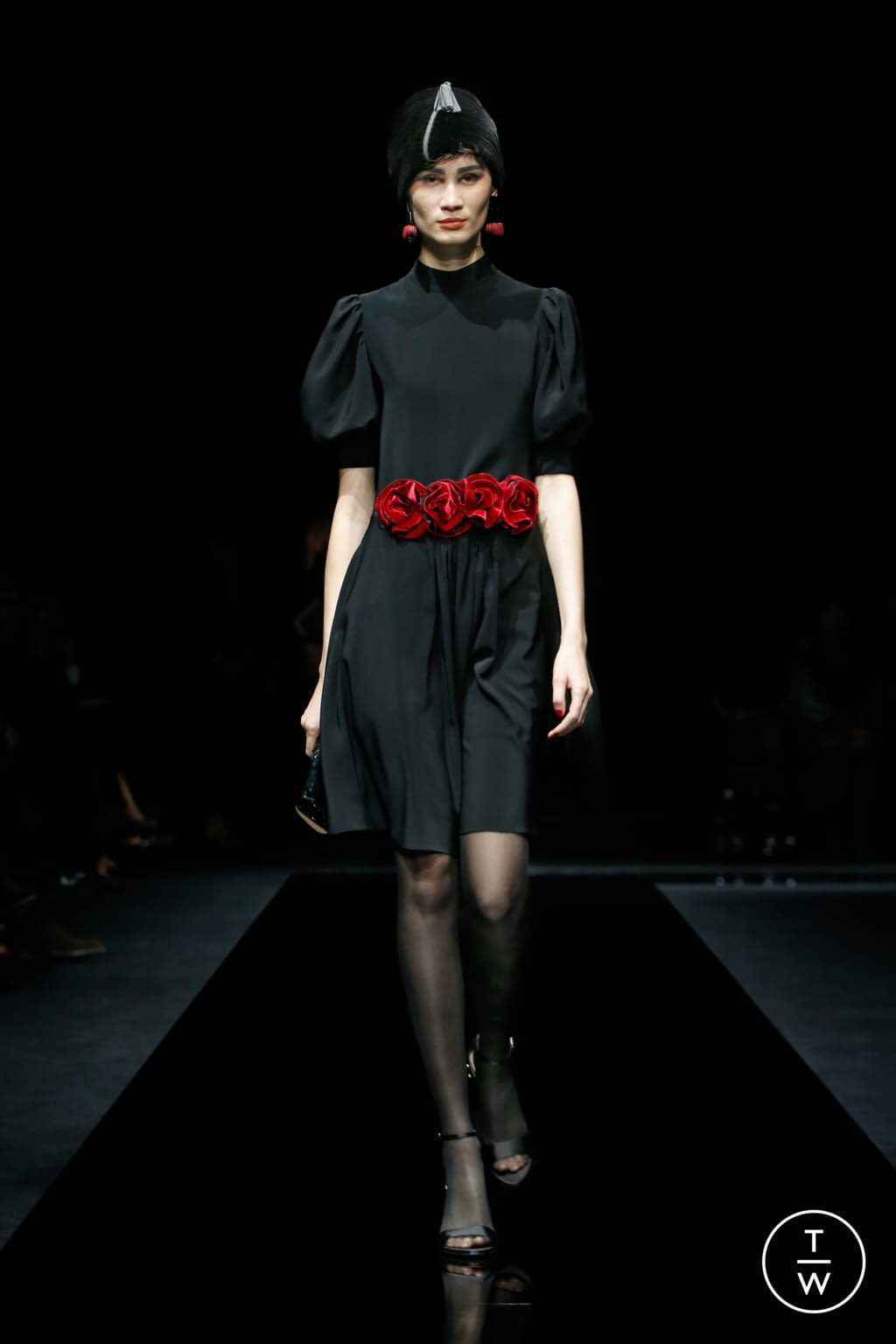 Fashion Week Milan Pre-Fall 2020 look 21 from the Giorgio Armani collection womenswear
