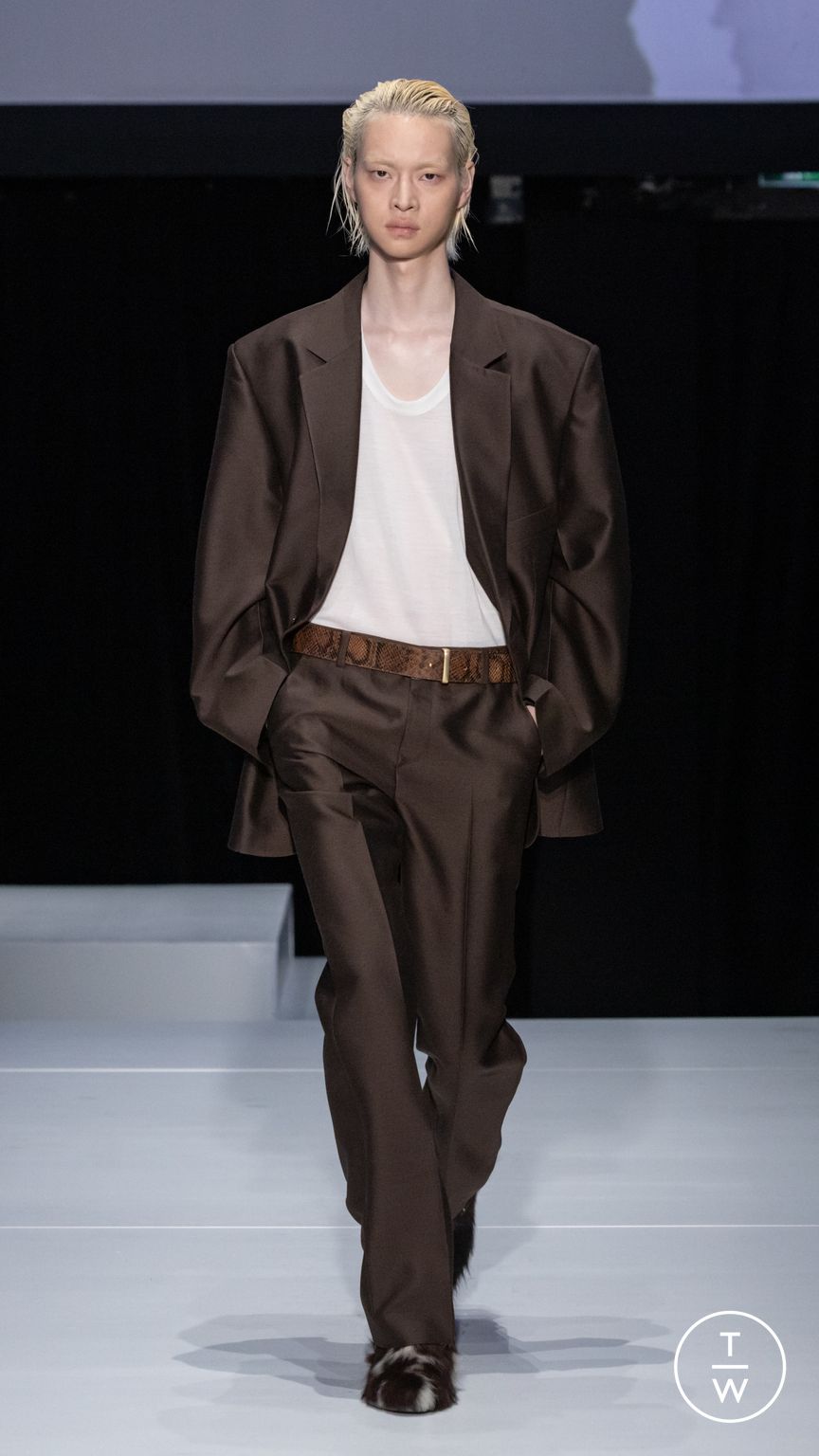 Fashion Week Paris Fall/Winter 2024 look 21 from the System Studios collection menswear