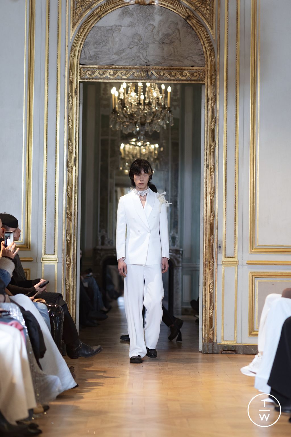 Fashion Week Paris Spring/Summer 2026 look 21 from the Peet Dullaert collection couture