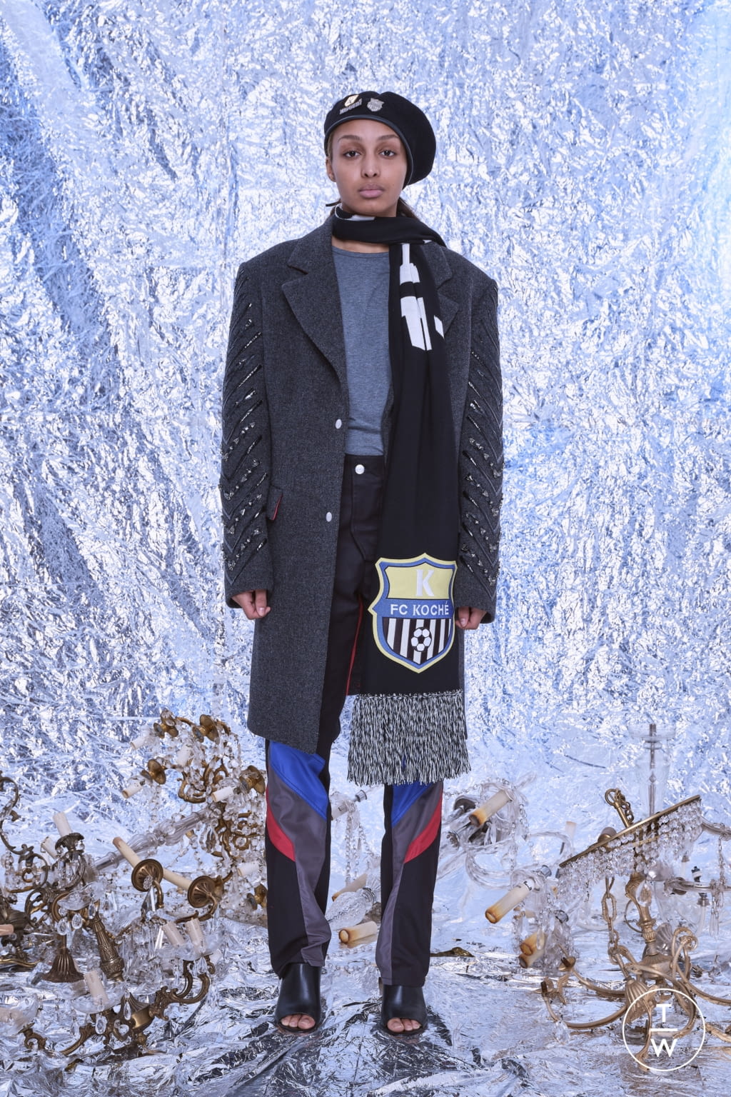 Fashion Week Paris Pre-Fall 2020 look 21 from the Koché collection 女装