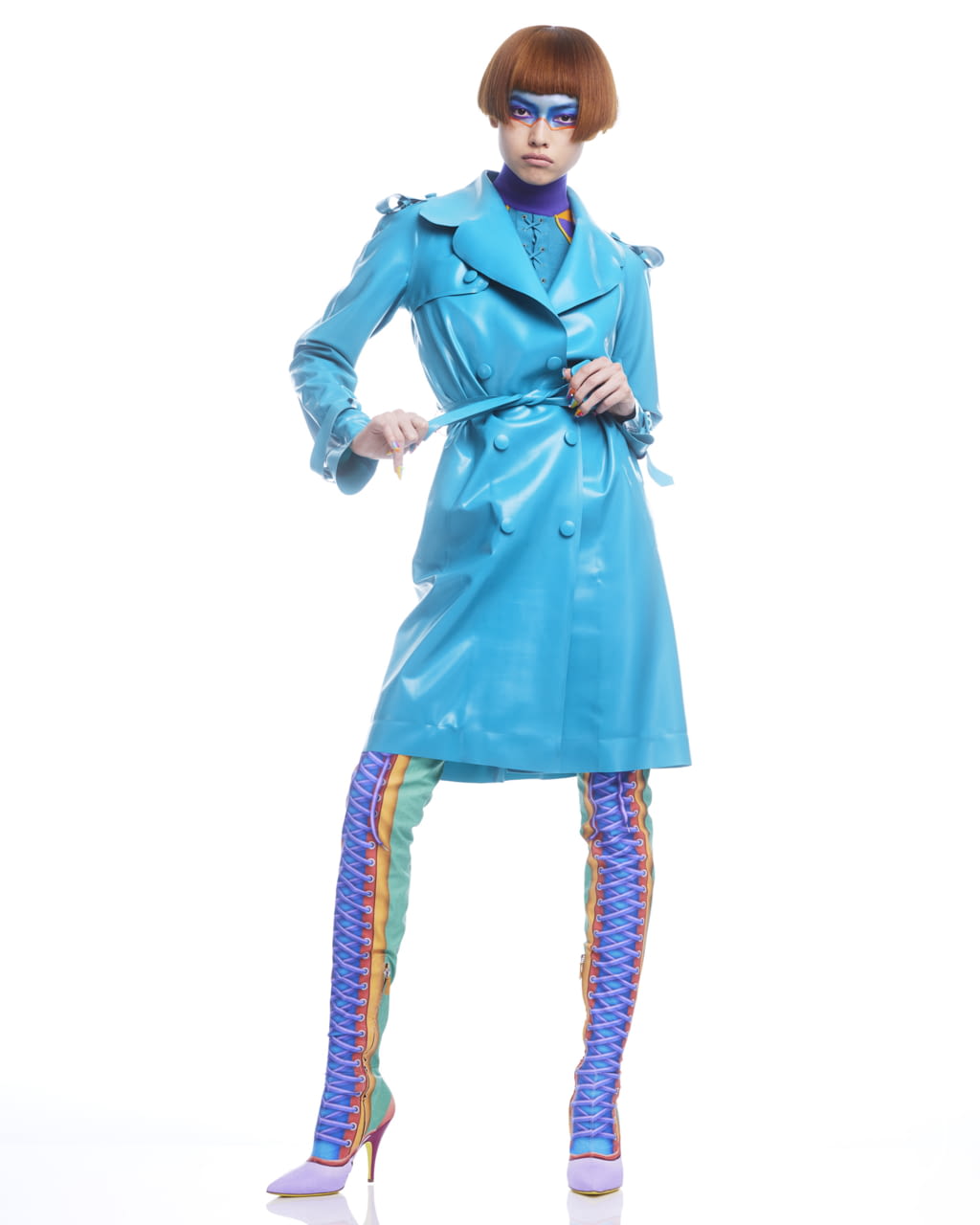 Fashion Week New York Pre-Fall 2022 look 21 from the Moschino collection womenswear