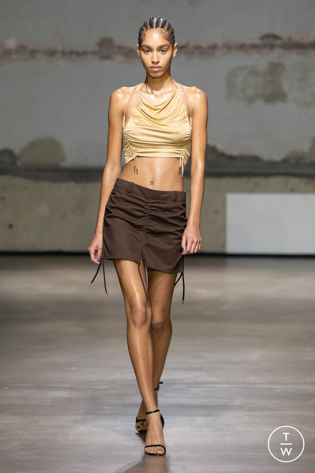 Fashion Week Paris Spring/Summer 2023 look 21 from the Atlein collection 女装
