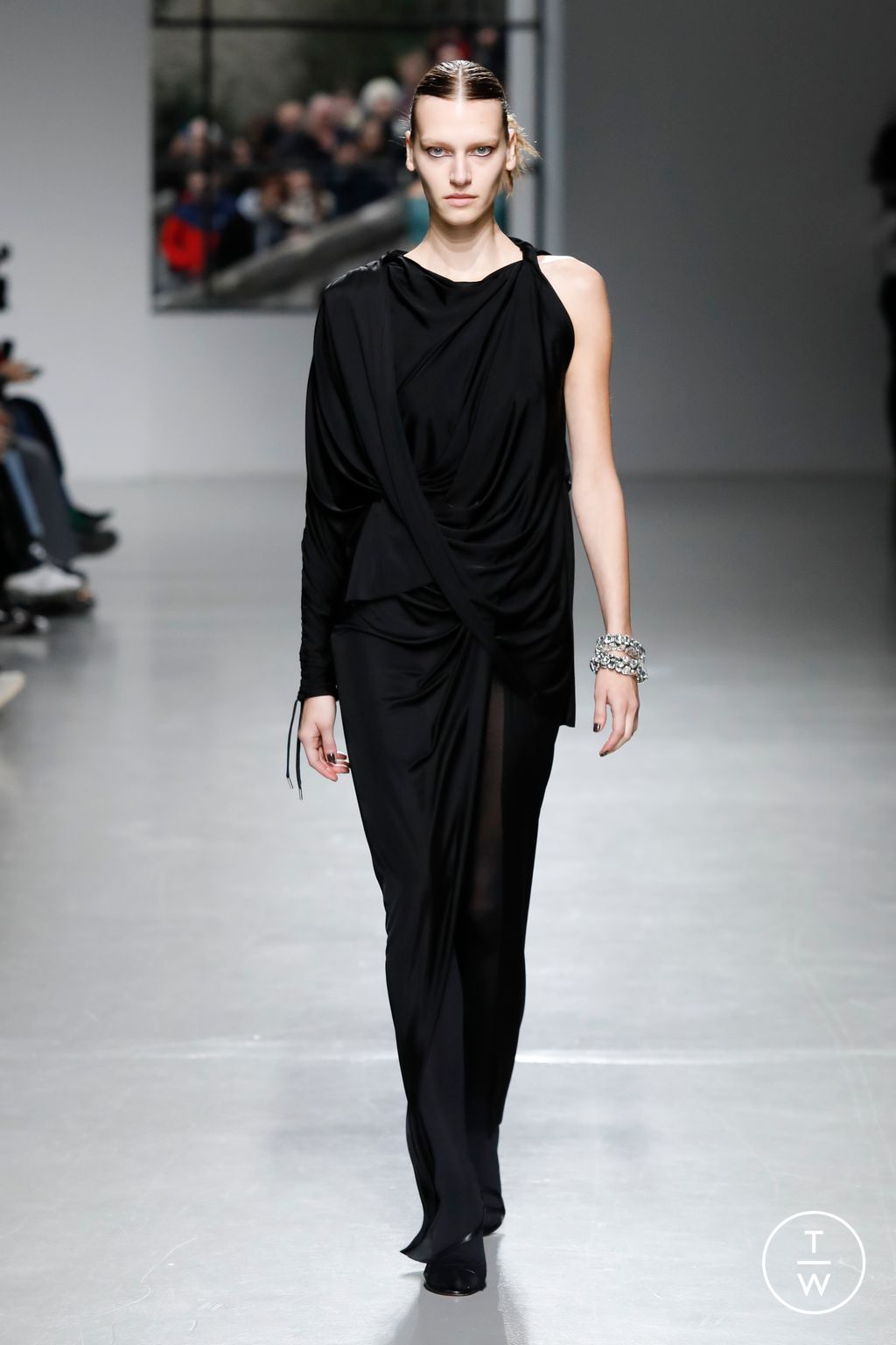 Fashion Week Paris Fall/Winter 2023 look 21 from the Atlein collection womenswear