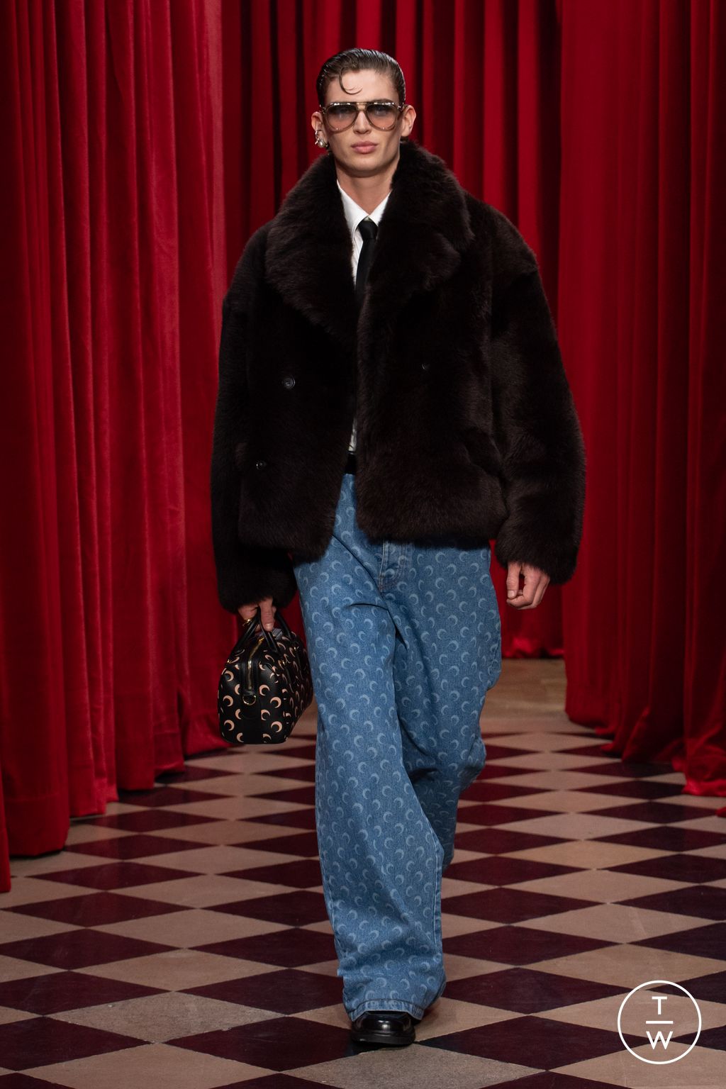 Fashion Week Paris Fall/Winter 2025 look 21 from the Marine Serre collection womenswear