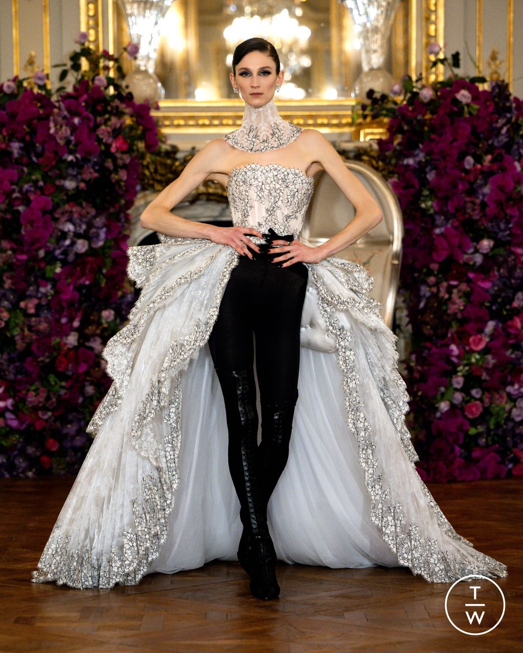Fashion Week Paris Spring/Summer 2026 look 22 from the Miss Sohee collection couture