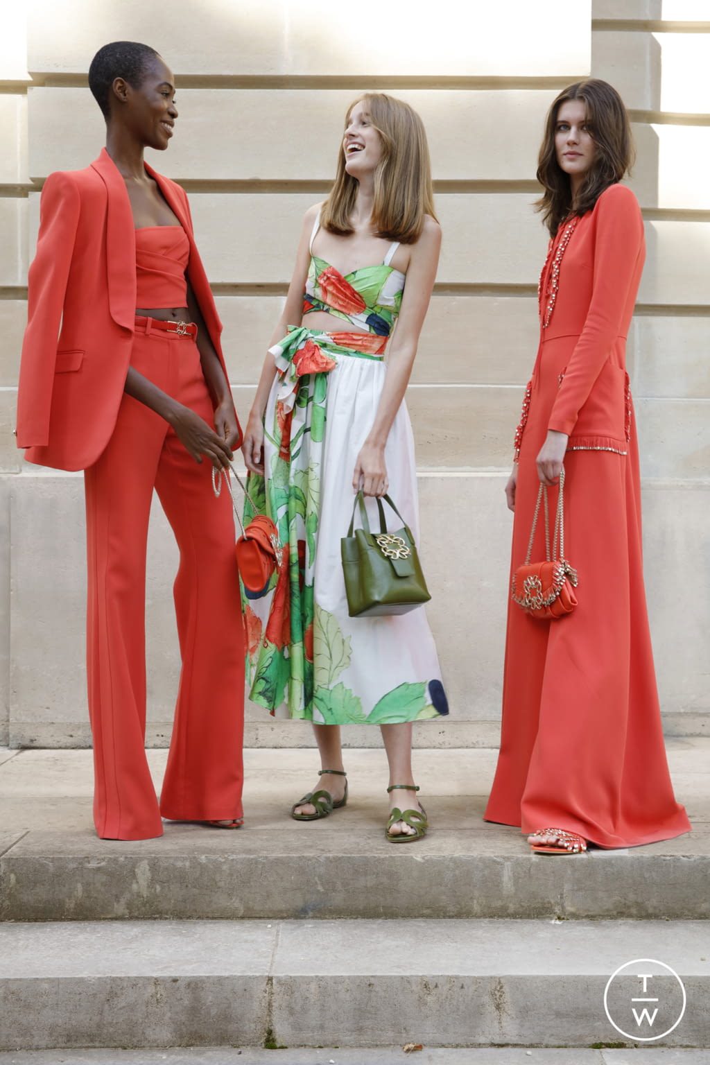 Fashion Week Paris Spring/Summer 2022 look 22 de la collection Elie Saab womenswear